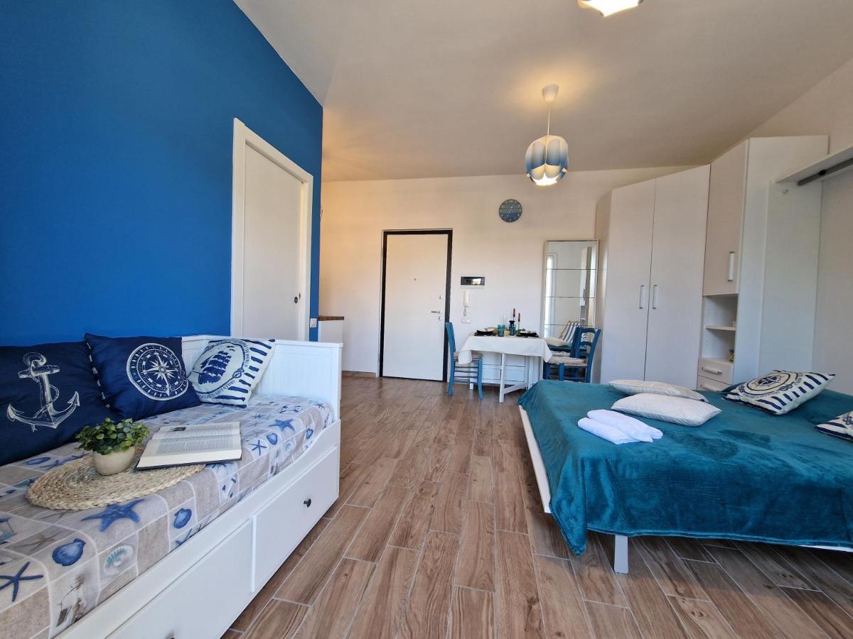 Apartmán 650 Metri Dal Mare - Wifi - Terrazzo - Piscina - A/C Pietra Ligure Exteriér fotografie